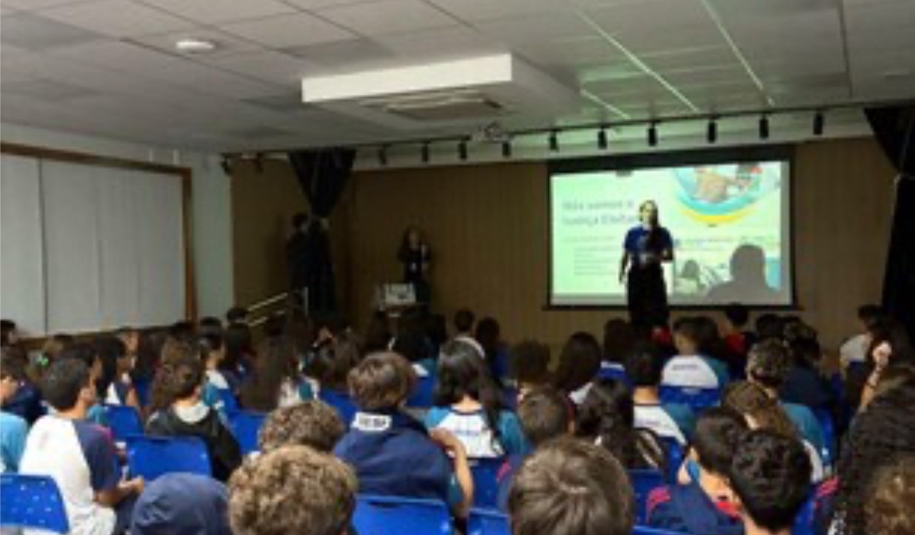 Projeto “Justiça Eleitoral vai até as escolas” leva educação cívica a alunos em Laranjeiras