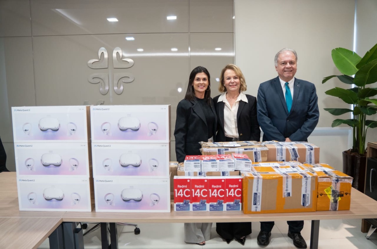 Afecc-Hospital Santa Rita recebe doação de óculos 3D para projeto pioneiro