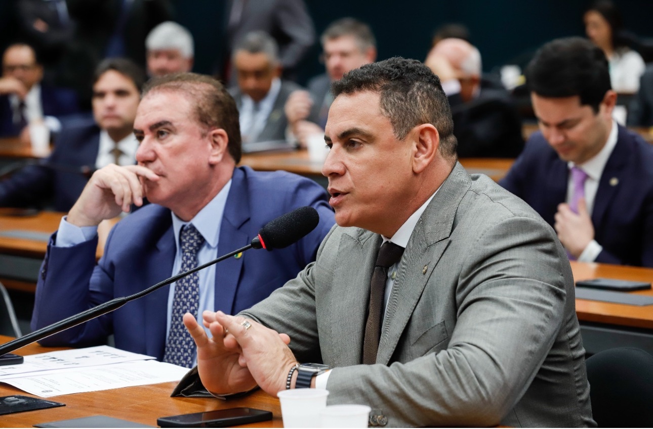 Projeto de lei propõe ampliar vacinação contra meningite no SUS