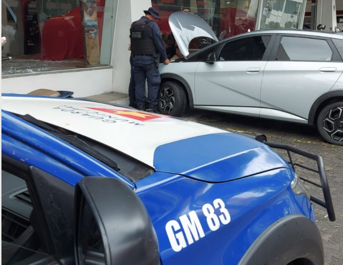 Motorista de app com mandado de prisão em aberto é detido em Vitória