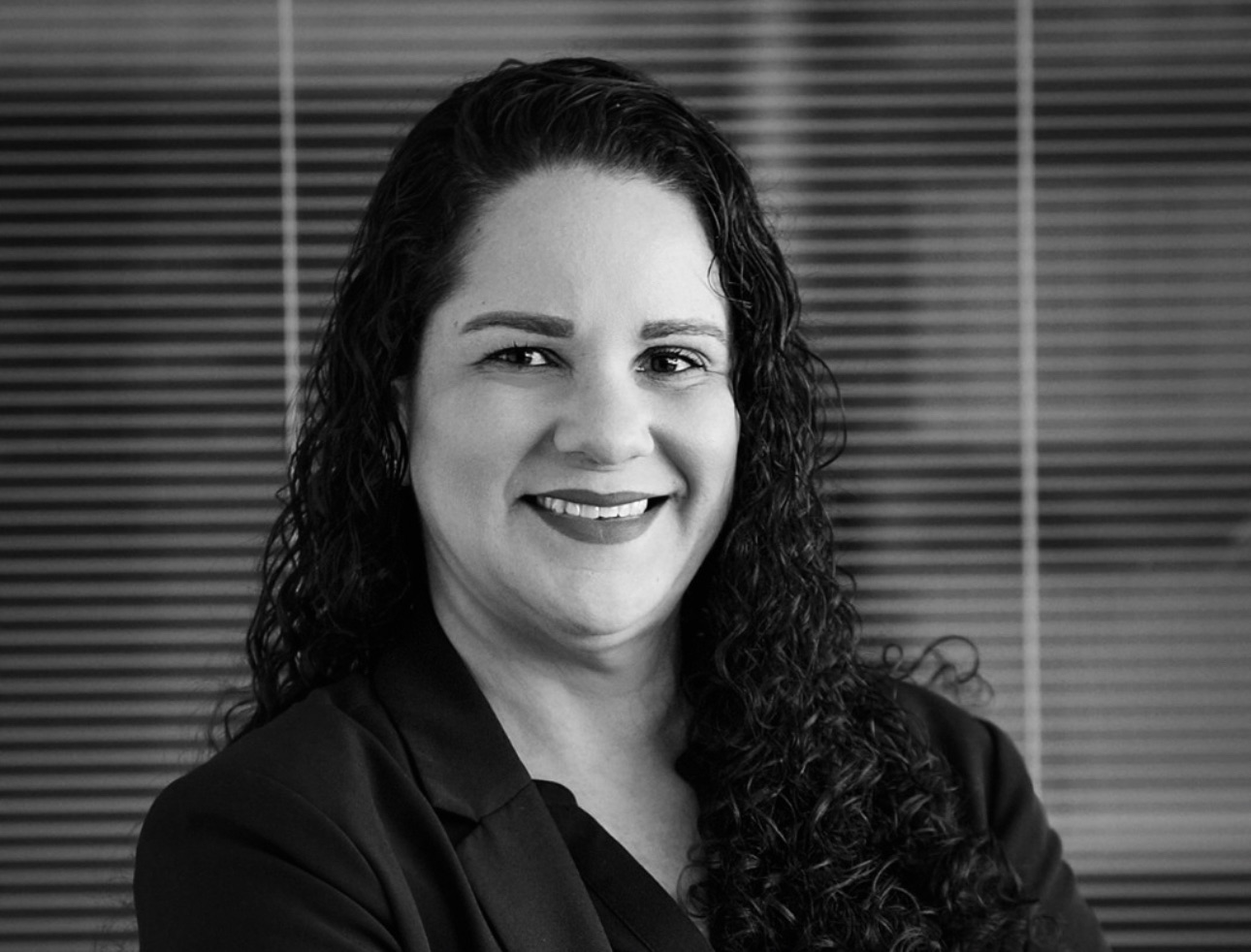Samira Gramilich – “Inteligência artificial nos contratos: desafios jurídicos e o papel do profissional do Direito”