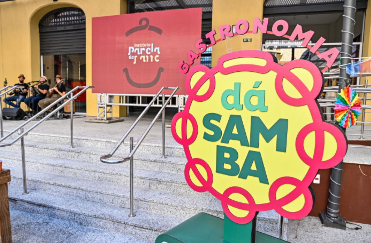 Festival “Gastronomia dá Samba” movimenta o Centro de Vitória com comida de raiz e muito ritmo
