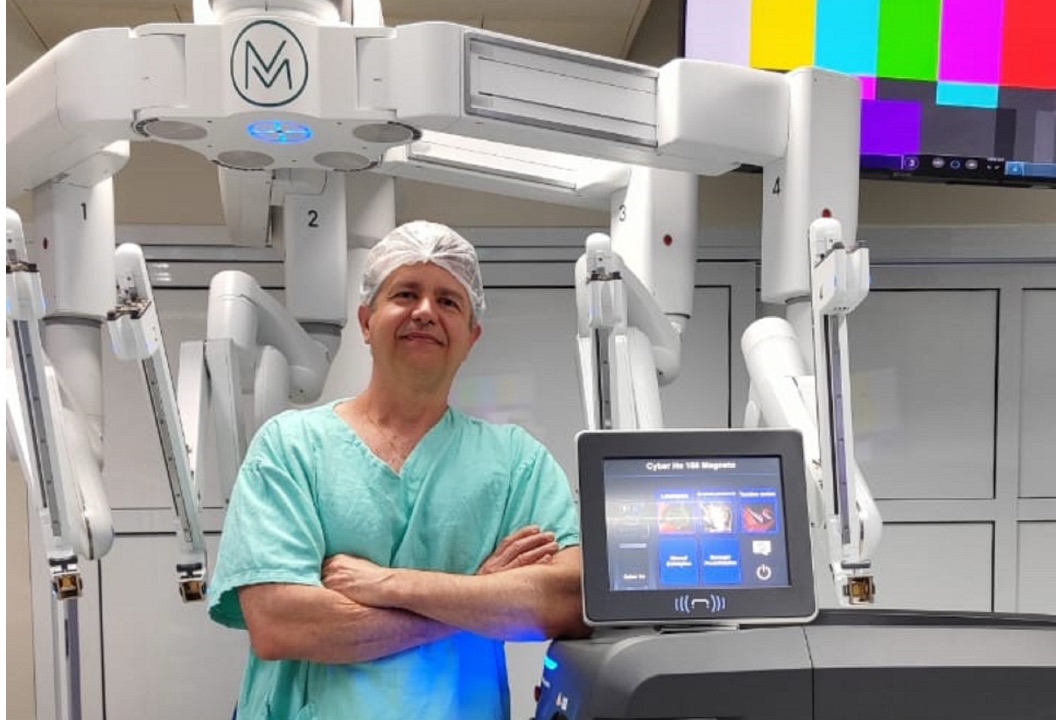 Equipamento de última geração para tratamento de doenças da próstata chega ao ES