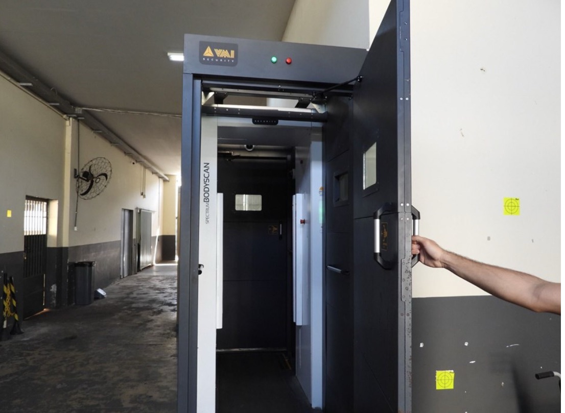 Novos bodyscans e raios-X reforçam segurança nos presídios capixabas