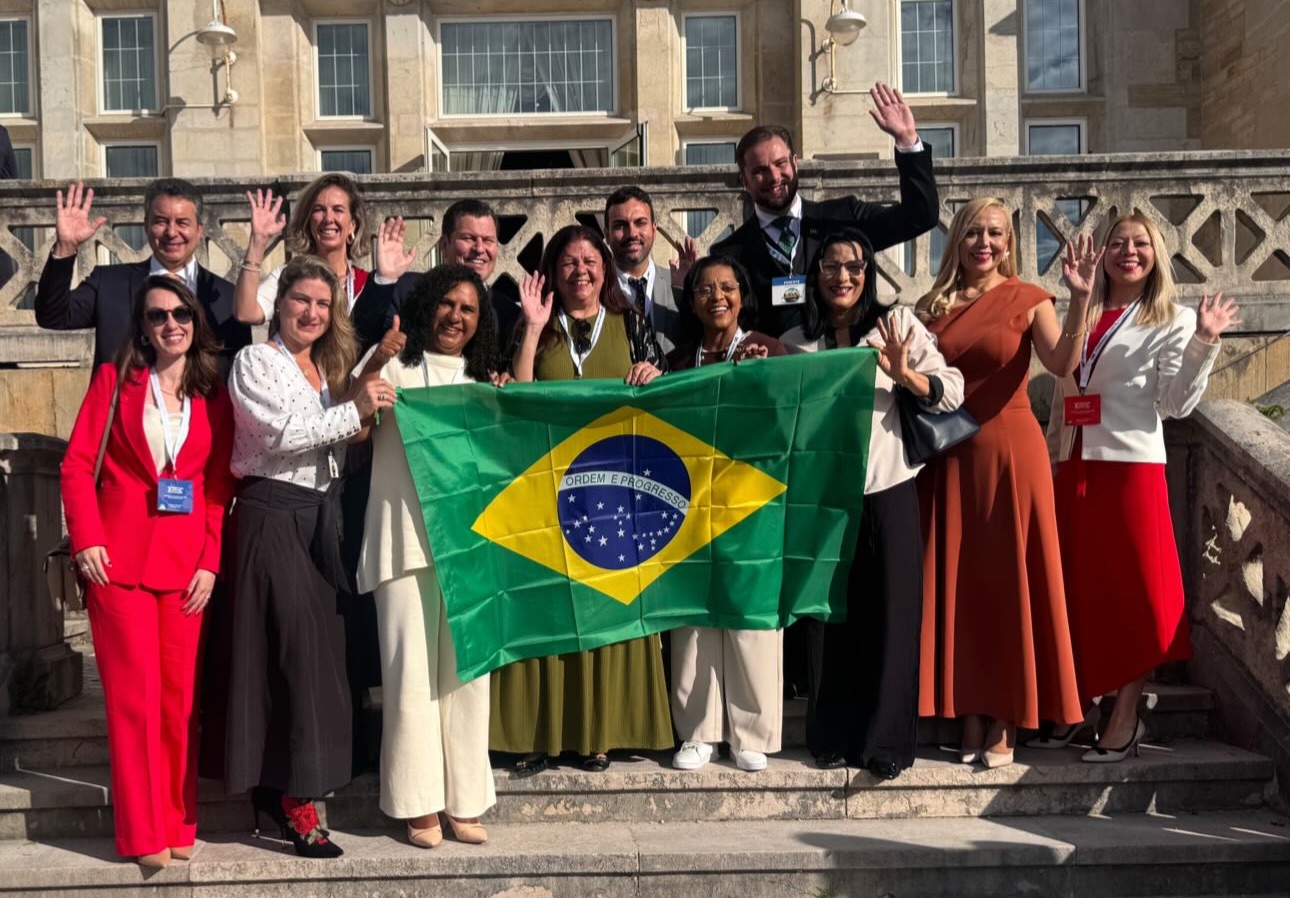 Jacqueline Moraes representa o ES em fórum global sobre liderança feminina na Espanha