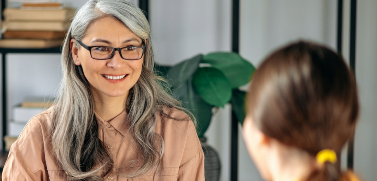 Profissionais 40+ e 50+ impulsionam geração de empregos formais no país