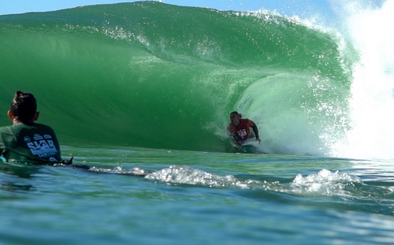 Vila Velha recebe a 2ª edição do Slab Bodyboarding nas bancadas da Praia da Costa