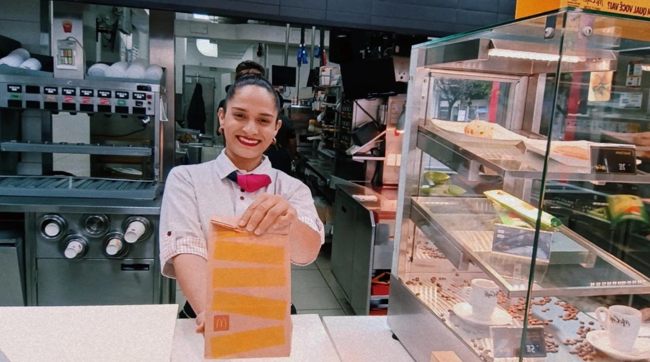 McDonald’s anuncia nova unidade 24h na Serra e 85 vagas de emprego
