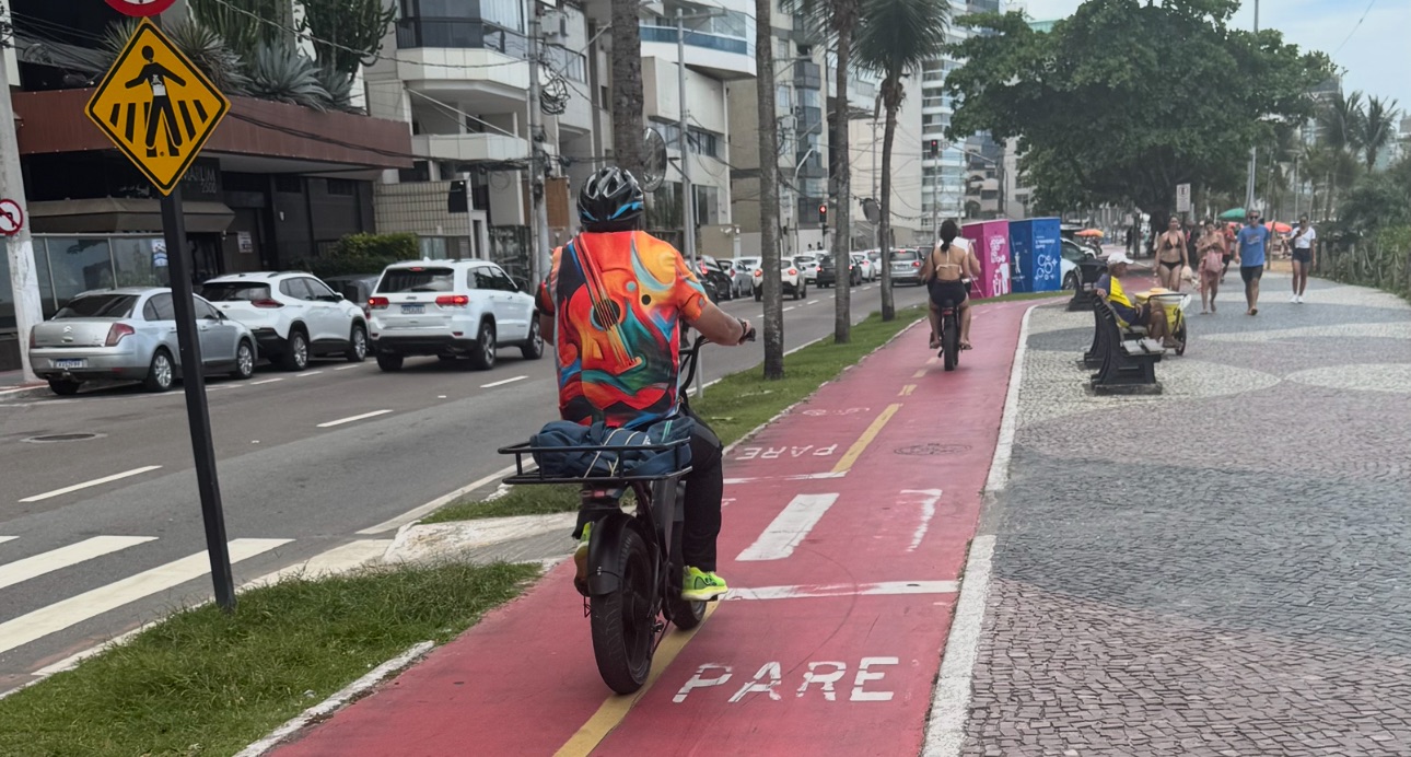 Governador pede a ministro regras nacionais para circulação de ciclomotores e bikes elétricas