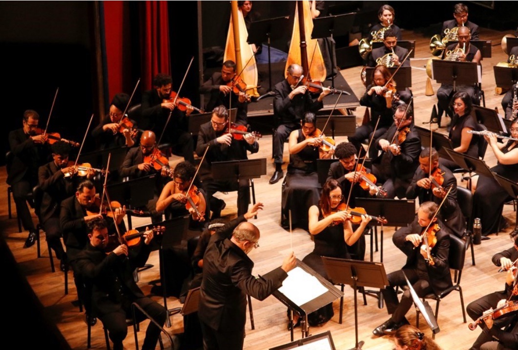 Sinfônica do Espírito Santo faz apresentação especial no retorno do Theatro Carlos Gomes