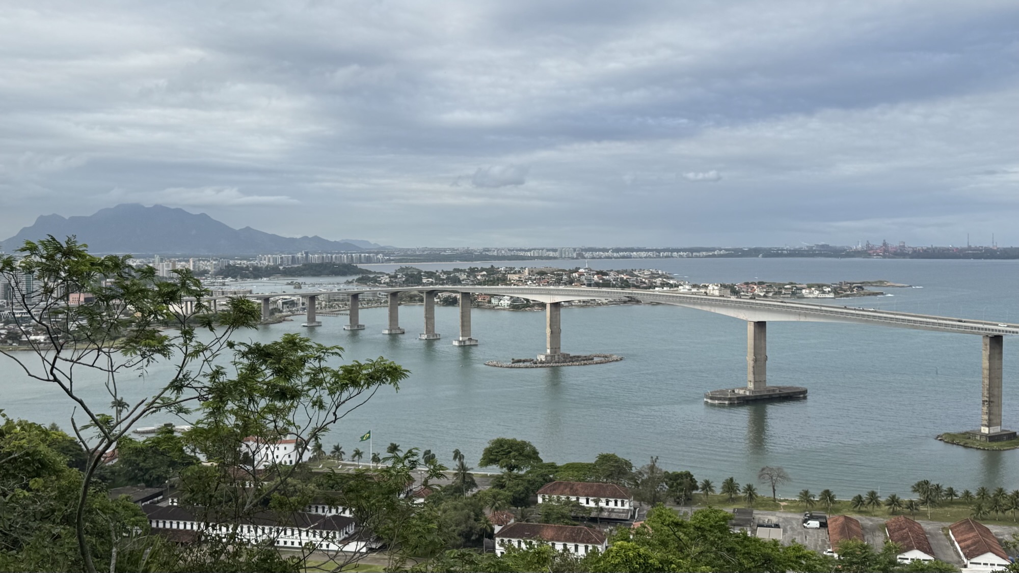 Semana terá máxima de 32 graus e possíveis pancadas de chuva na Grande Vitória