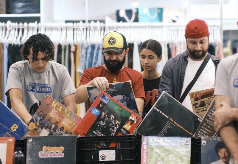 Dezembro reúne feiras, música clássica e atrações em shopping da Reta da Penha