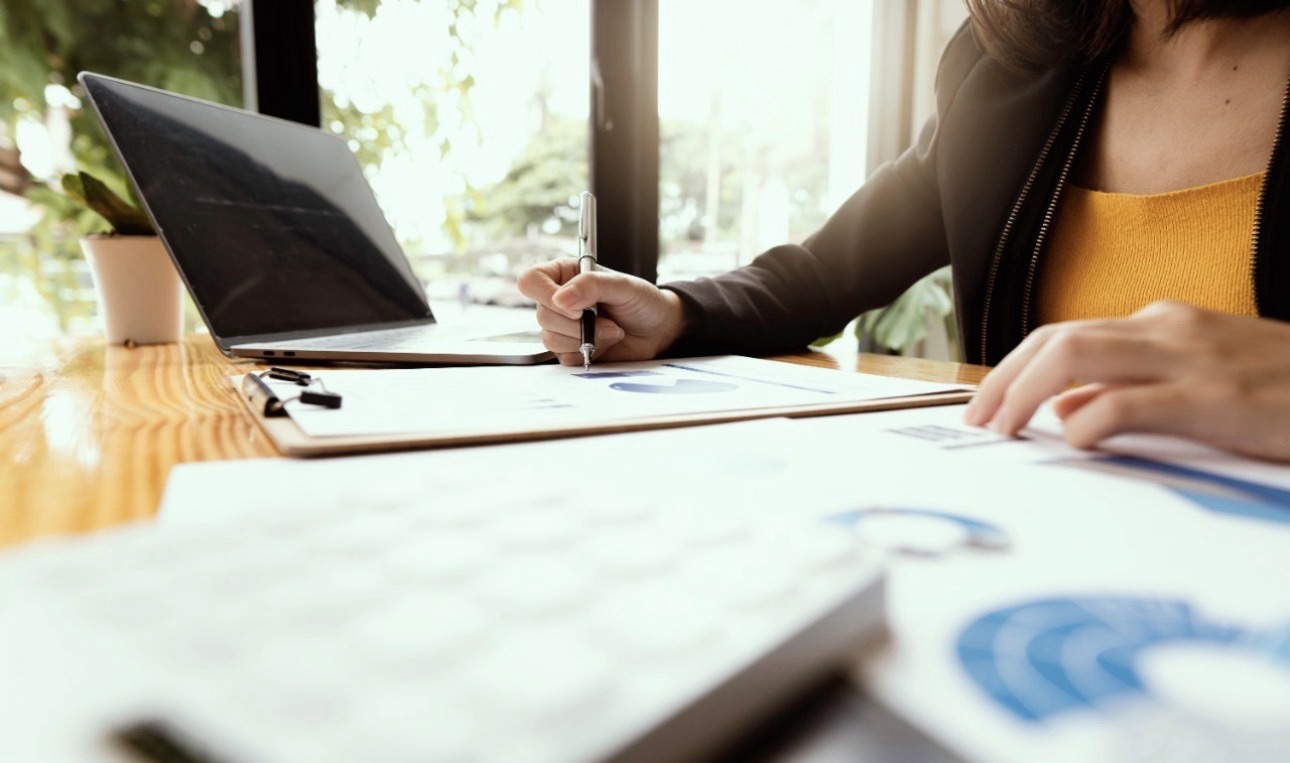 Últimos dias para negociar débitos de energia com condições especiais no ES