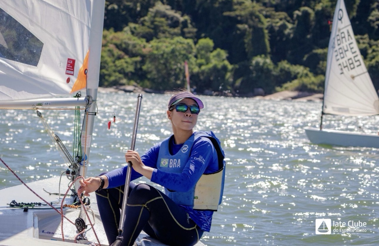 Atleta do Iate Clube é eleita Melhor da Vela no Espírito Santo