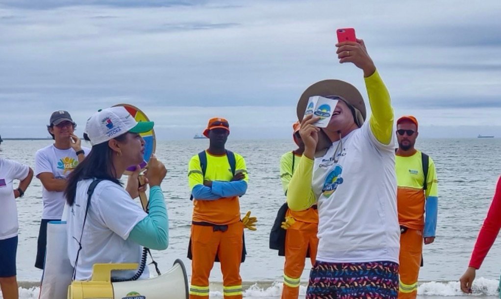 Projeto Praia Limpa promove ações na Ilha do Boi e em Camburi neste fim de semana