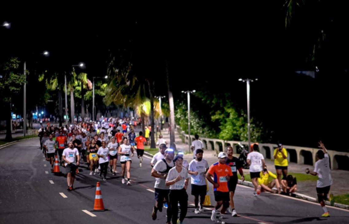 Vitória Night Run abre inscrições para corrida noturna na capital capixaba
