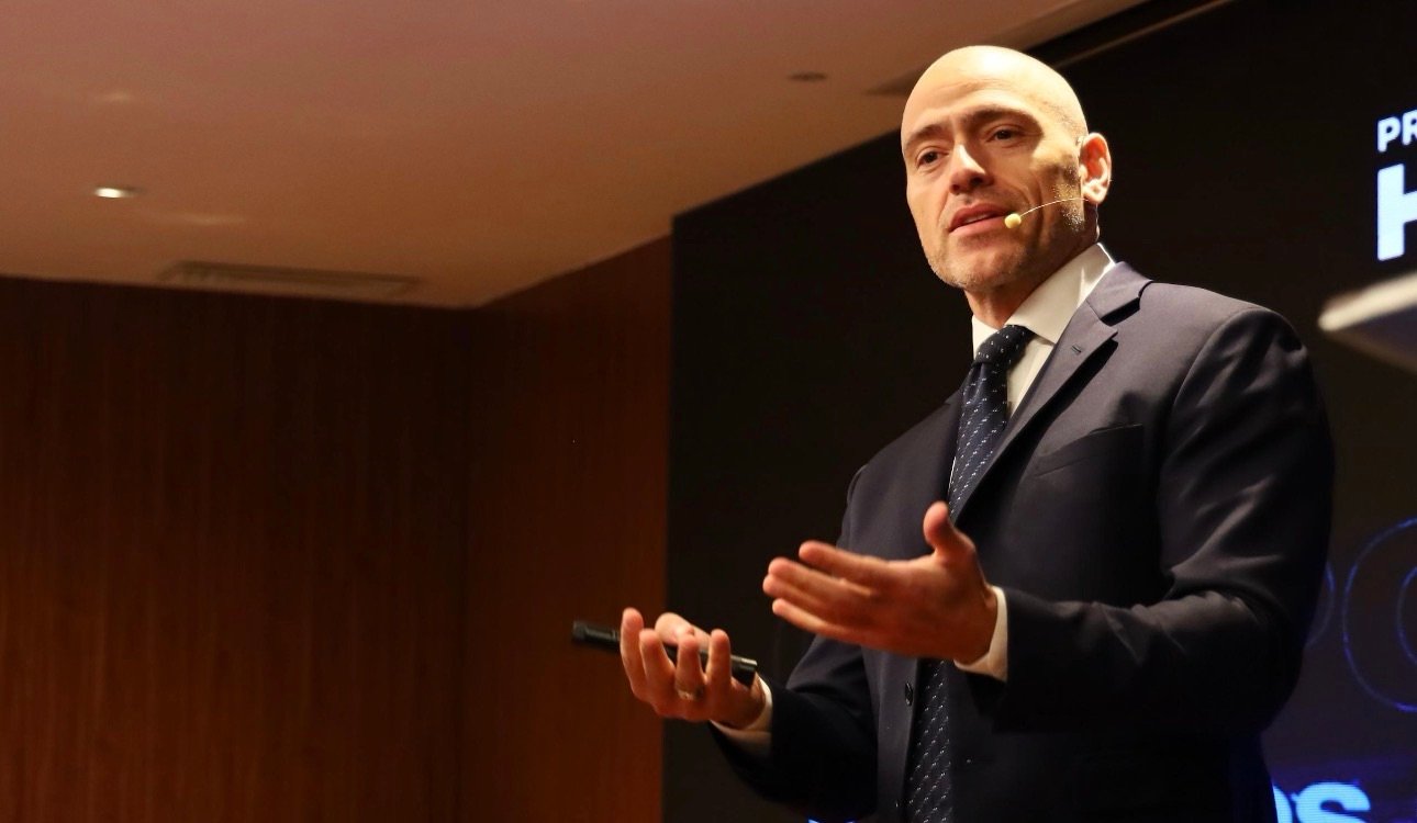 “O Brasil é um privilegiado no cenário geopolítico”, afirma HOC em evento da Fecomércio ES