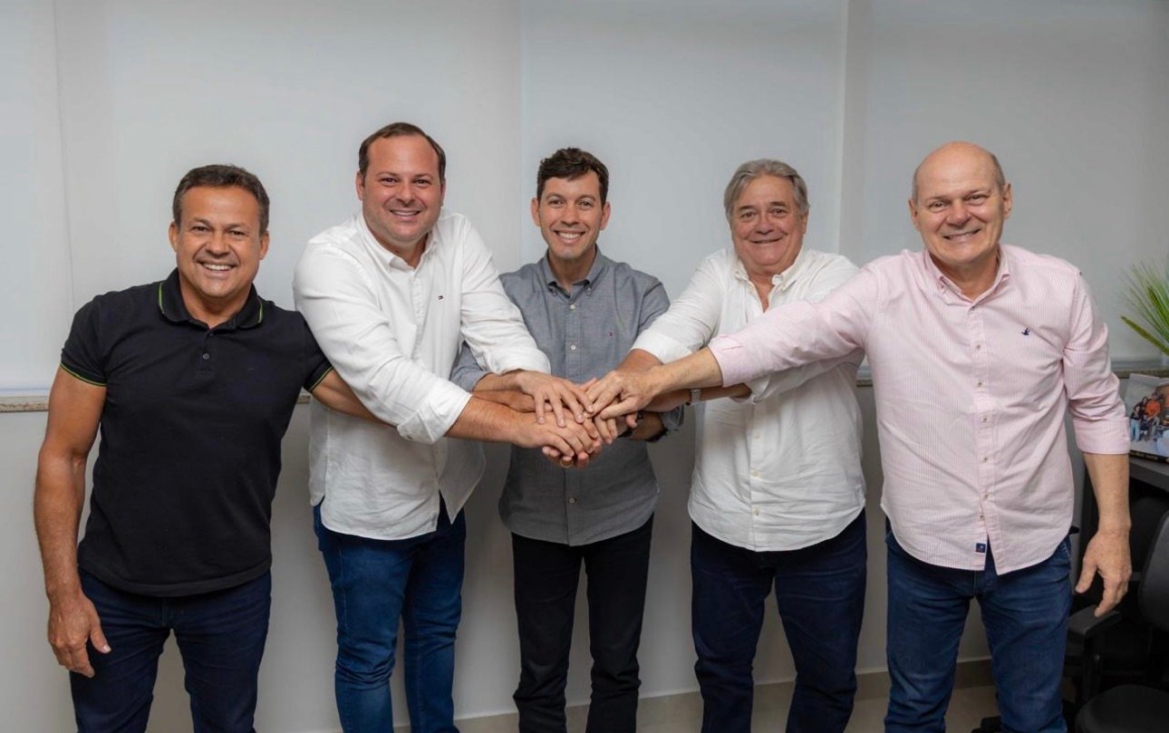 Arnaldinho anuncia chapa para Câmara Federal com Victor Linhalis, Neucimar e Luiz Paulo