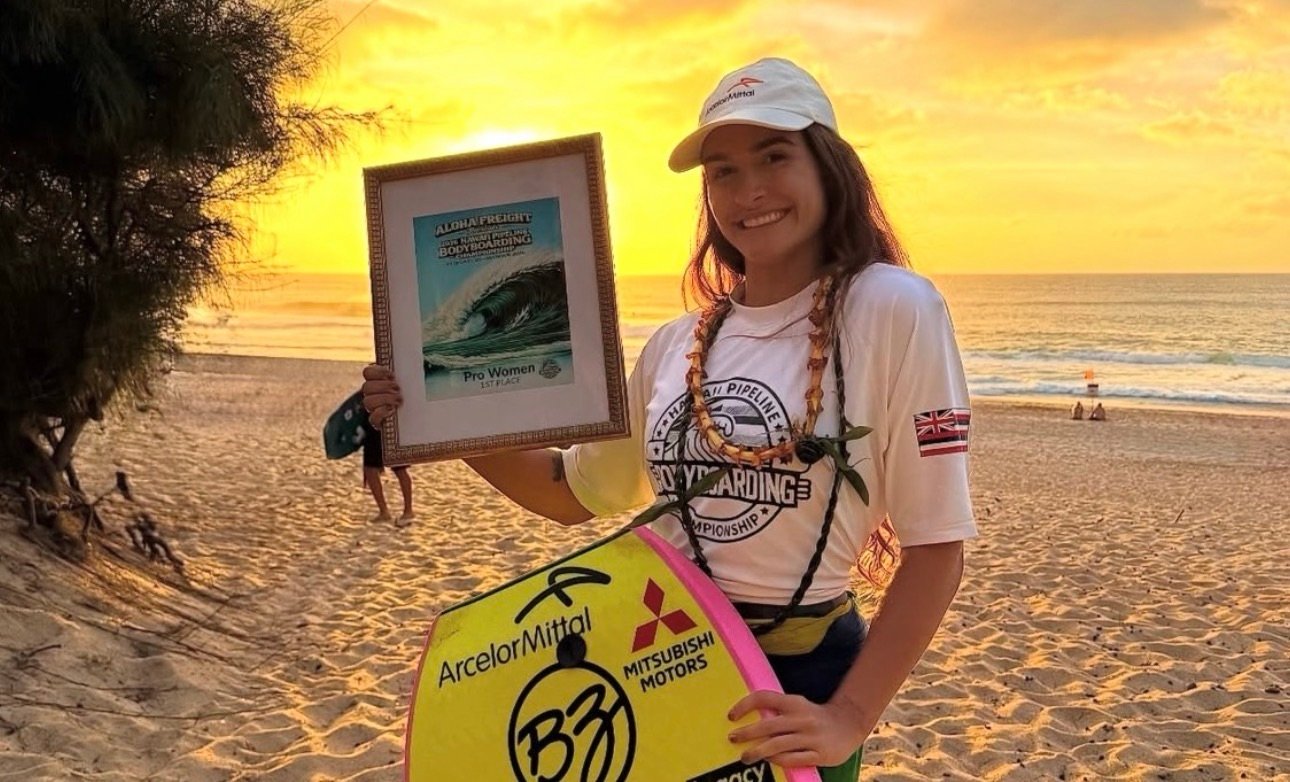 Capixaba Luna Hardman conquista título em Pipeline, no Havaí, com nota 10 na final