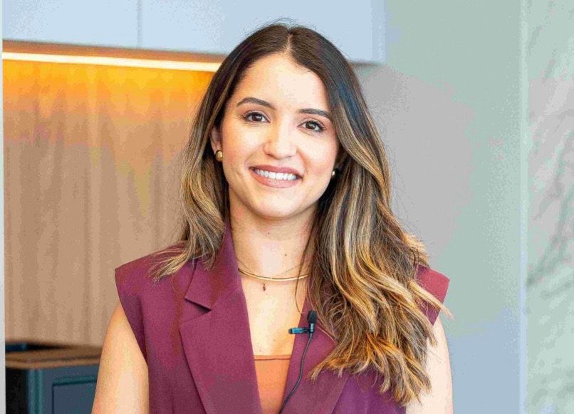 Advogada analisa nova função do WhatsApp e seus impactos nas relações familiares