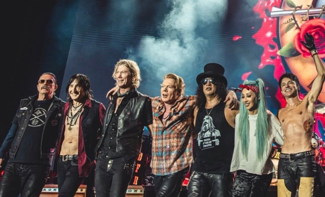Guns N’ Roses já está no Brasil e se apresenta em Cariacica no dia 12