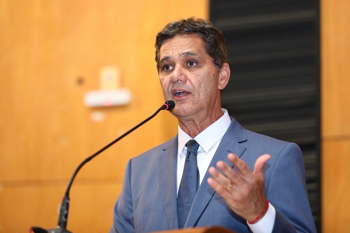 “Continuidade e diálogo”: confira a íntegra do discurso de Ricardo Ferraço ao assumir o governo do ES