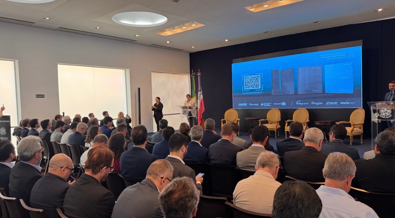 Produção de petróleo no ES deve atingir novo pico em 2027, aponta anuário da Findes