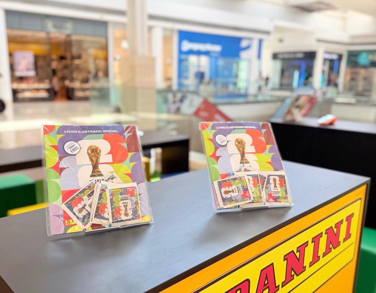 Copa do Mundo 2026 movimenta colecionadores de figurinhas no Shopping Vitória