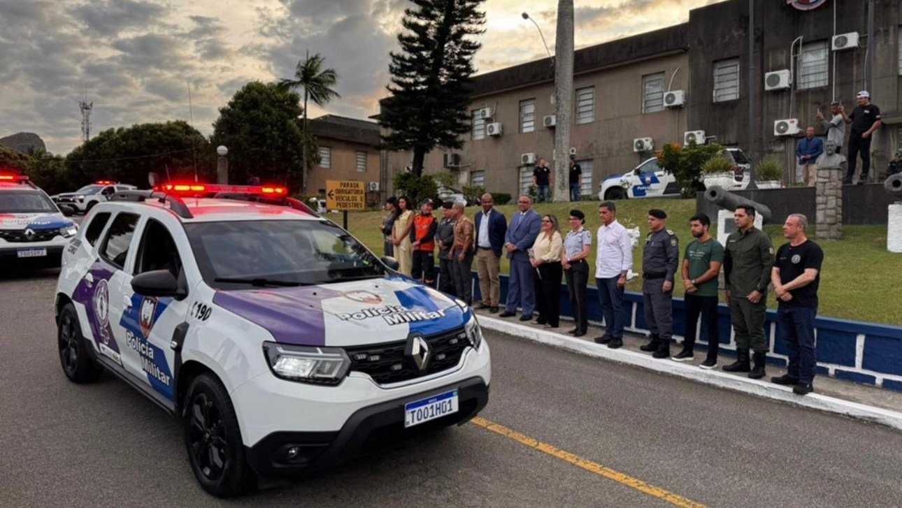Estado entrega novas viaturas à PM para reforçar combate à violência contra a mulher