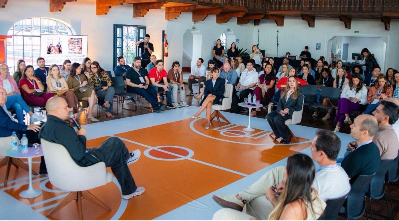 Efervescência destaca conexões humanas como diferencial dos negócios na era da IA