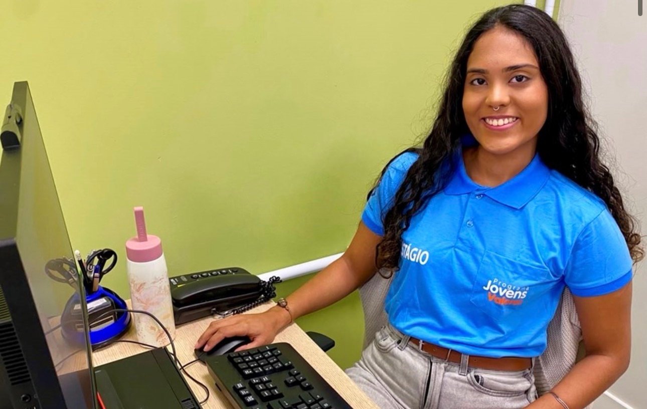 Mais de 2 mil vagas de estágio: Governo do ES abre inscrições para o programa Jovens Valores