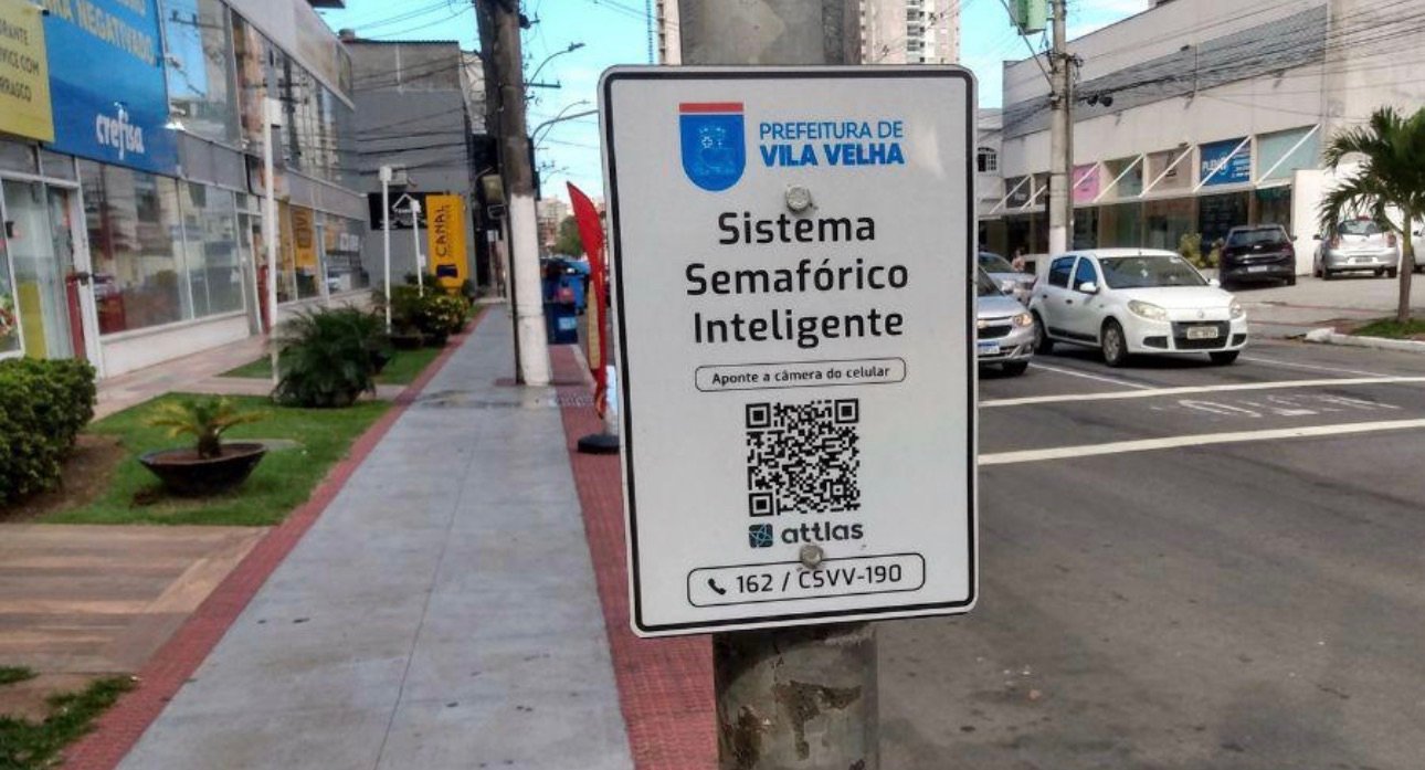 Moradores ajudam a agilizar reparos em semáforos por meio de QR Code em Vila Velha