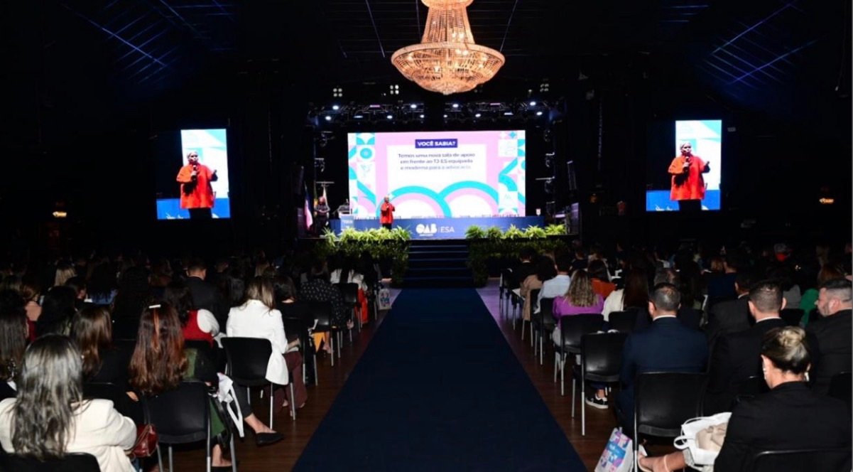 Vitória recebe ministros do STF e do TST em congresso da da OAB-ES