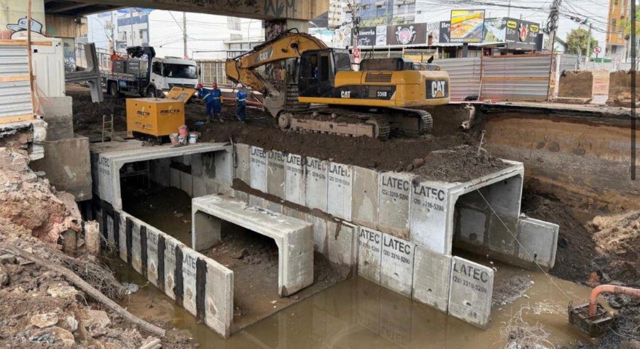 Obras no Canal da Costa avançam com instalação de galerias na Avenida Champagnat