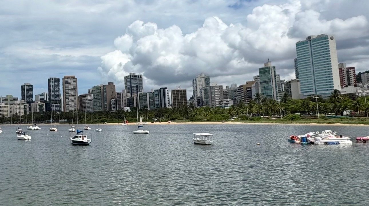 Vitória assume a liderança do metro quadrado mais caro do país, e Vila Velha consolida espaço no top 10