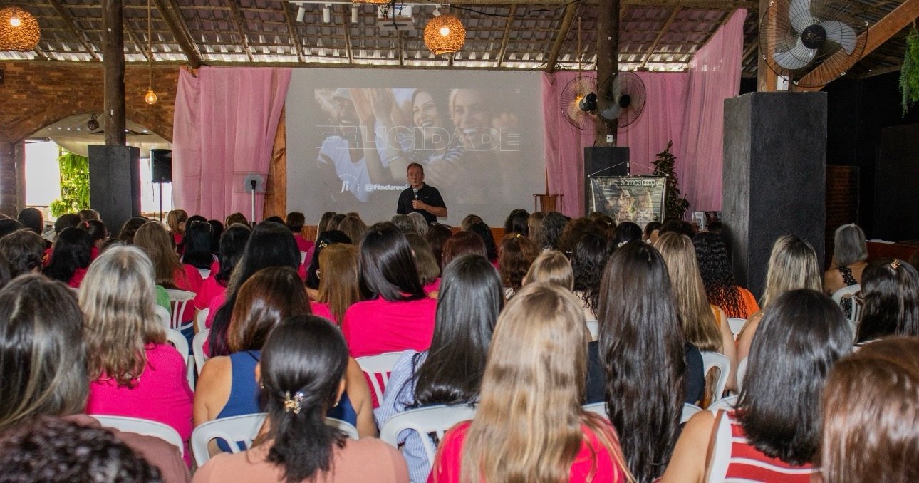 Cooabriel leva mulheres cooperativistas para encontros na Bahia
