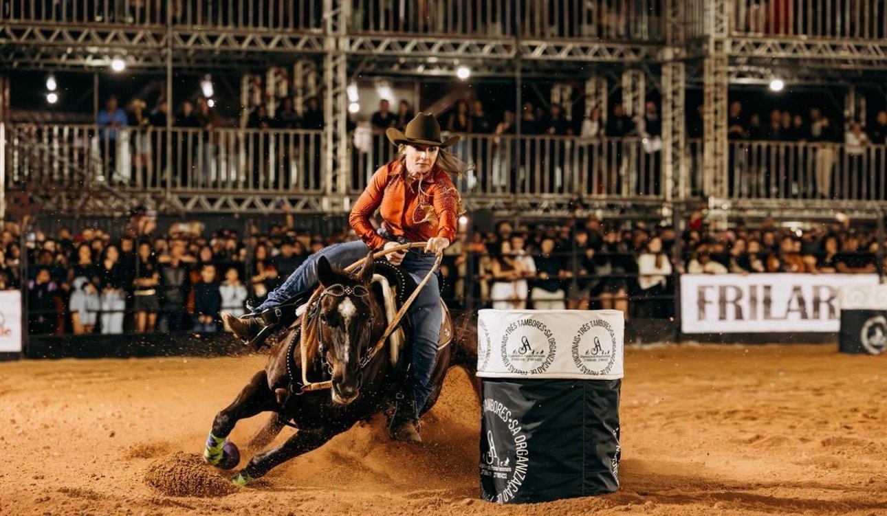 Mulheres dominam os Três Tambores em rodeio no Norte do ES
