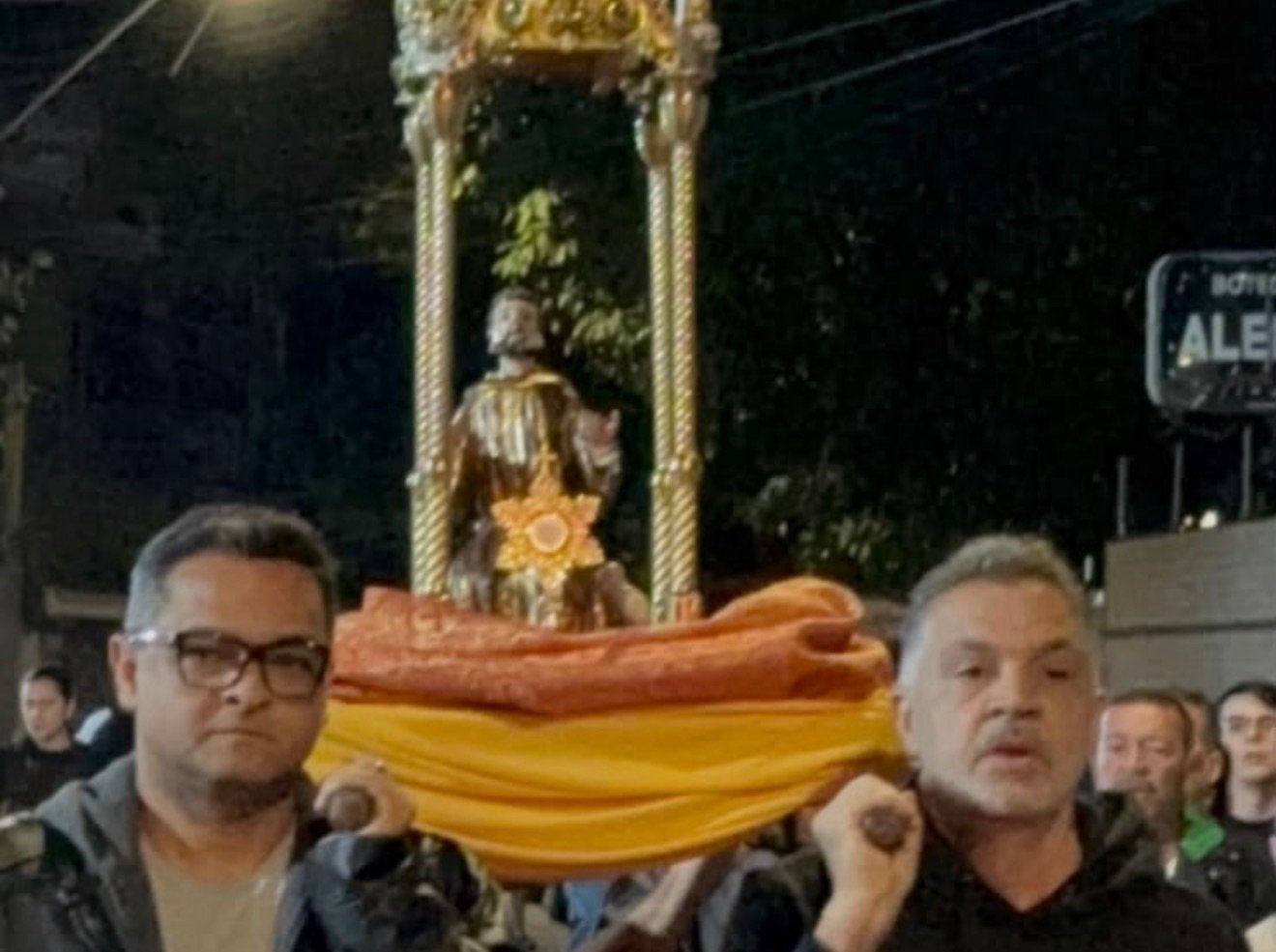 Relíquia de São Francisco de Assis será levada em peregrinação noturna ao Convento da Penha