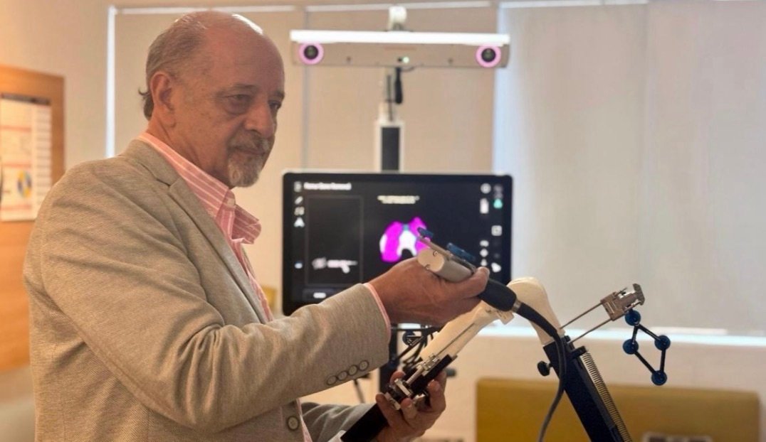 Hospital do ES realiza primeiras cirurgias robóticas de joelho em pacientes com mais de 80 anos