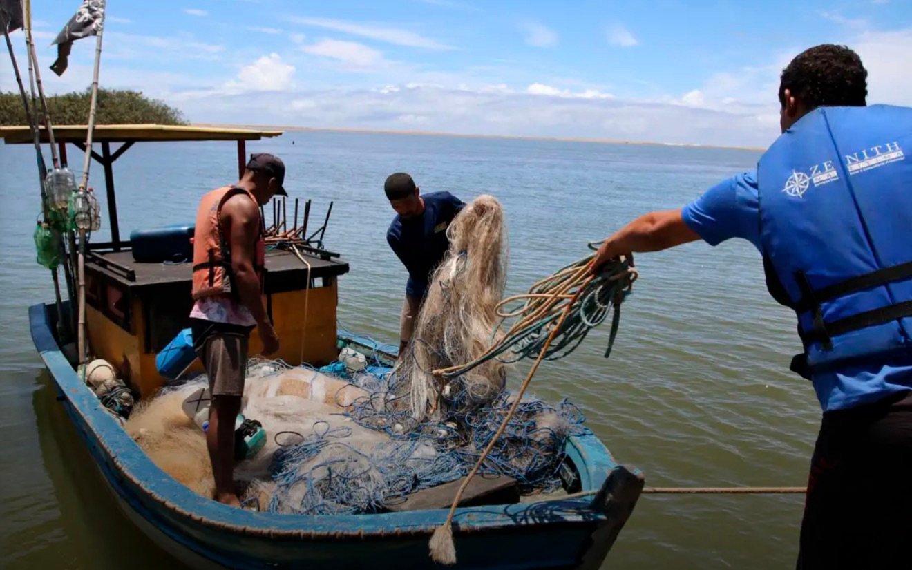 Após dez anos do desastre de Mariana, pesca é liberada na foz do Rio Doce