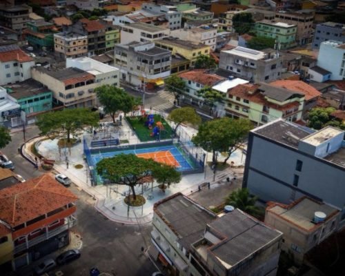 Prefeitura entrega praça revitalizada no coração da Glória, em Vila Velha