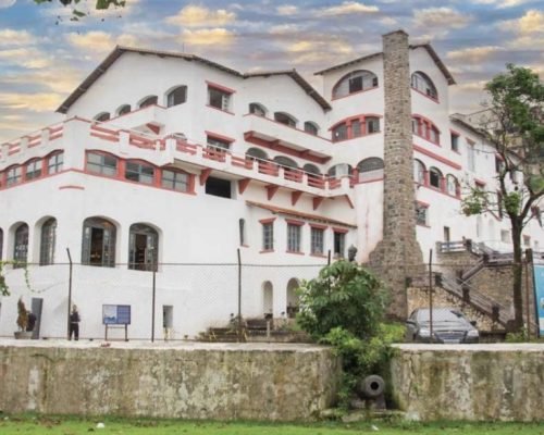 Evento em casarão histórico propõe imersão criativa para empresários e gestores