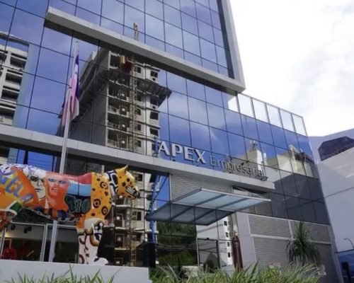 Justiça suspende direitos societários de Fernando Cinelli na Apex