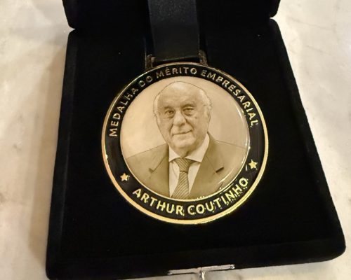 Medalha do Mérito Empresarial passa a homenagear fundador do Frisa em Colatina