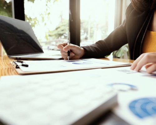 Últimos dias para negociar débitos de energia com condições especiais no ES