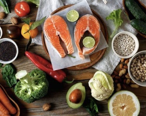 Beber e comer bem nas festas de fim de ano sem abrir mão da saúde