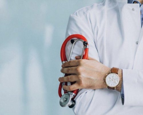 Vila Velha abre processo seletivo na área da saúde com salários de até R$ 10 mil