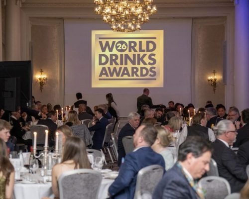 Cachaça capixaba é eleita a melhor do mundo em concurso na Inglaterra