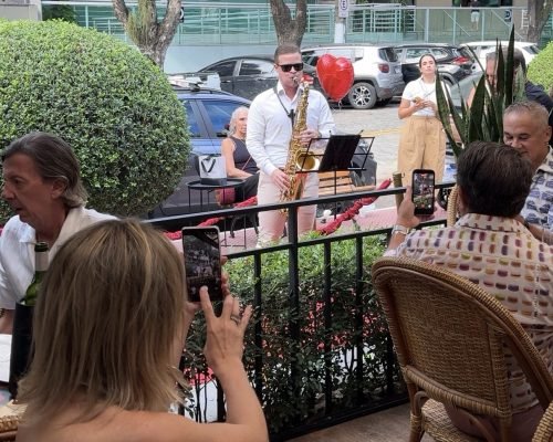 Caçarola Bistrot leva o espírito francês da Fête de la Musique às ruas de Vitória