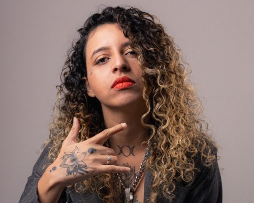 Paula Maddi renova a cena musical capixaba com novo single e gravadora própria